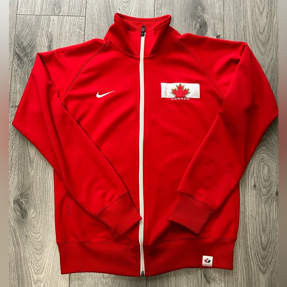 Women’s Vintage 2014 Sochi Olympics Nike Zip Up Jacket Size L